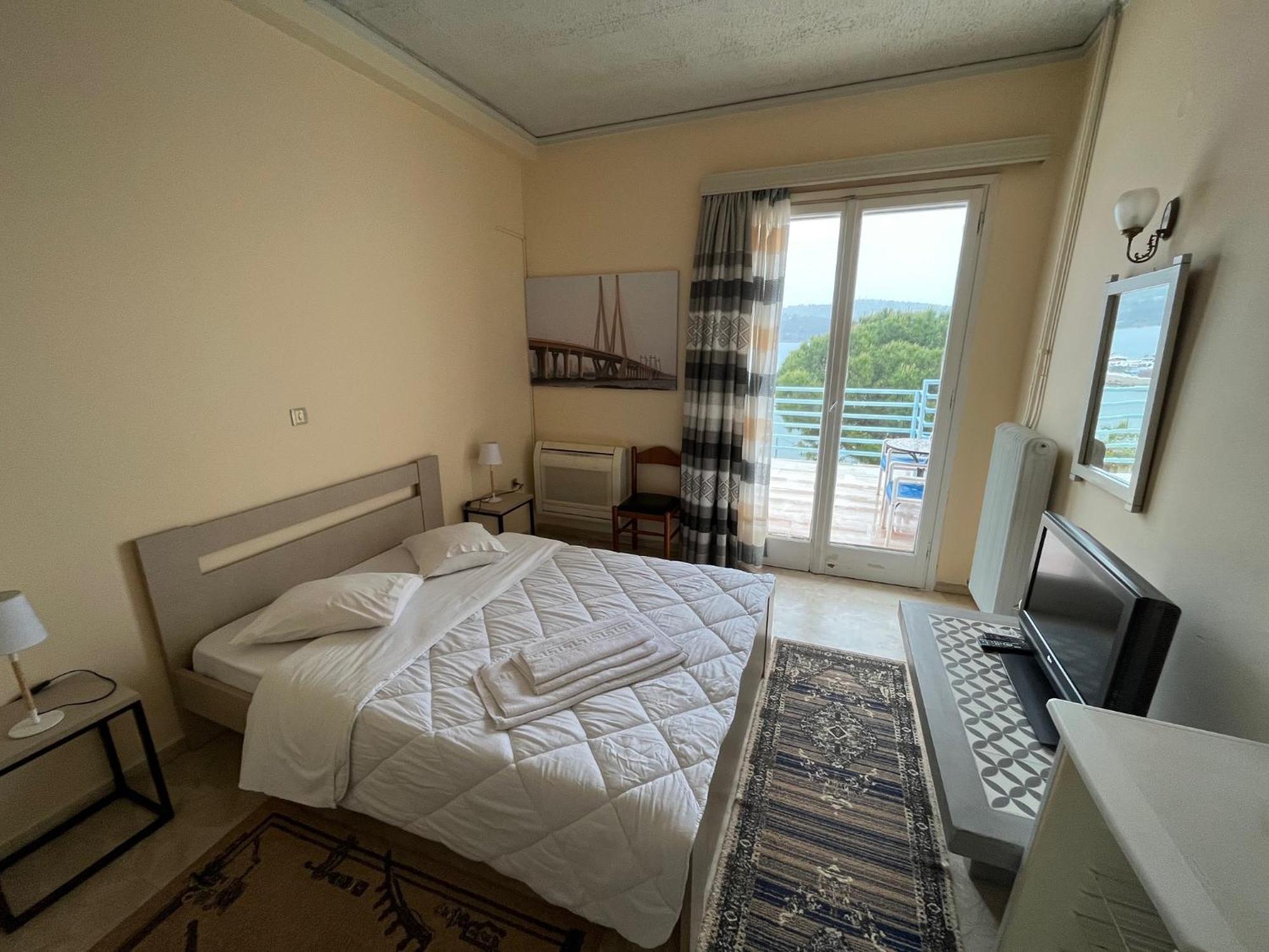 Hotel Stratos Astakos Exterior photo